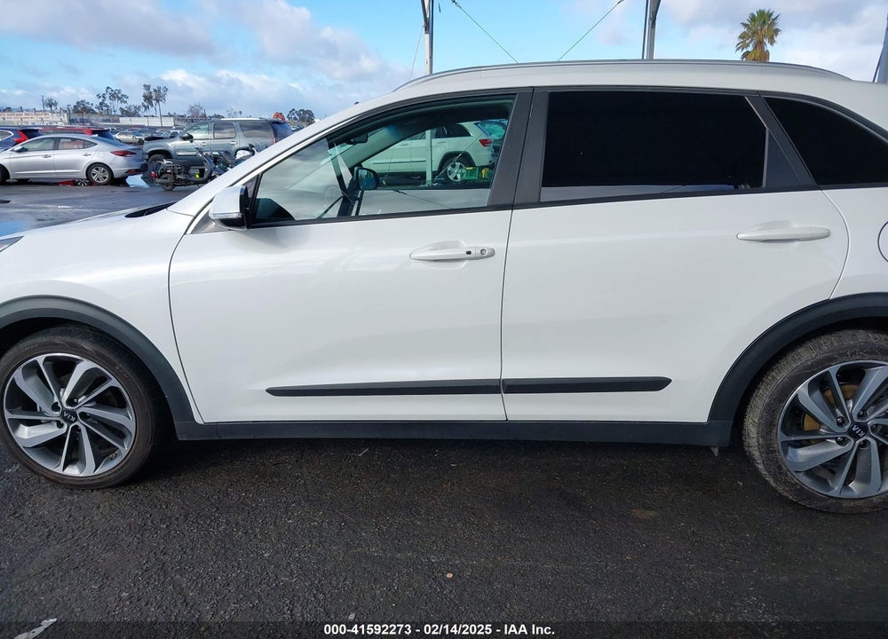 2019 KIA NIRO TOURING VIN: KNDCE3LC6K5336361