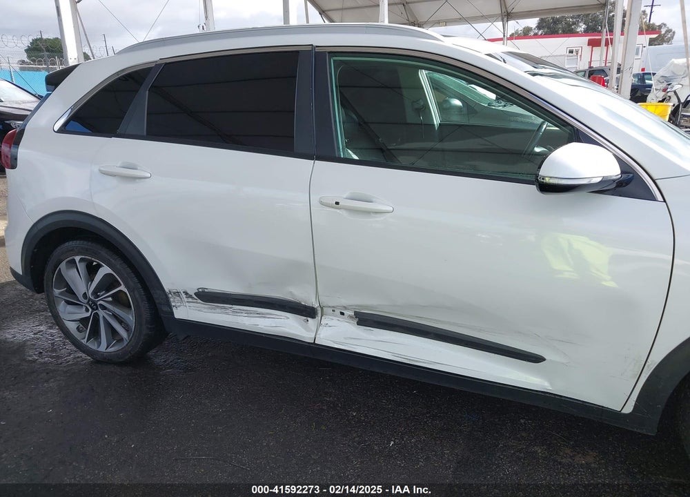 2019 KIA NIRO TOURING VIN: KNDCE3LC6K5336361