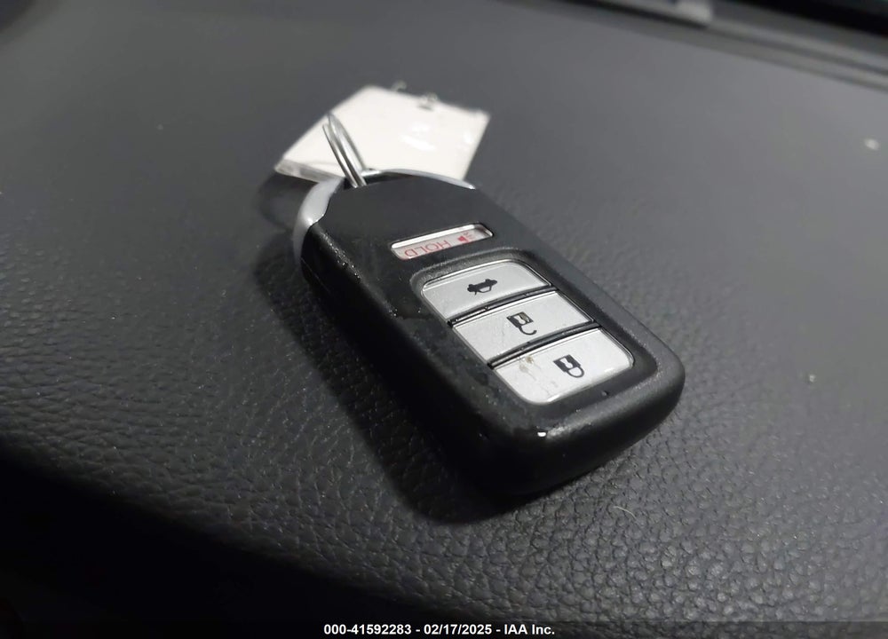 2013 HONDA ACCORD VIN: 1HGCR3F80DA034152