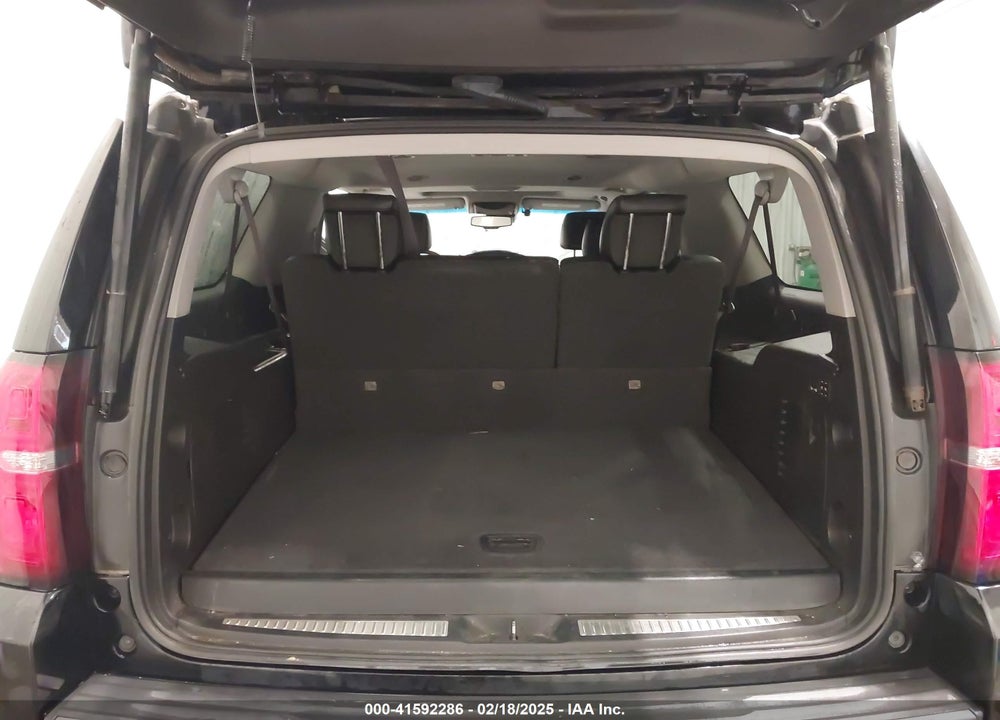 2015 CHEVROLET SUBURBAN 1500 LTZ VIN: 1GNSKKKC8FR516608