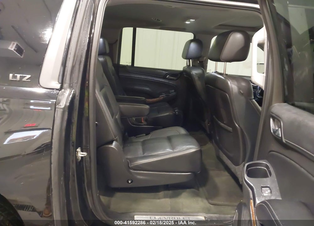 2015 CHEVROLET SUBURBAN 1500 LTZ VIN: 1GNSKKKC8FR516608