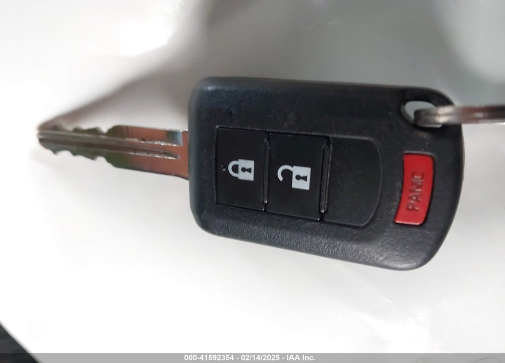 2017 MITSUBISHI OUTLANDER ES VIN: JA4AD2A31HZ064434