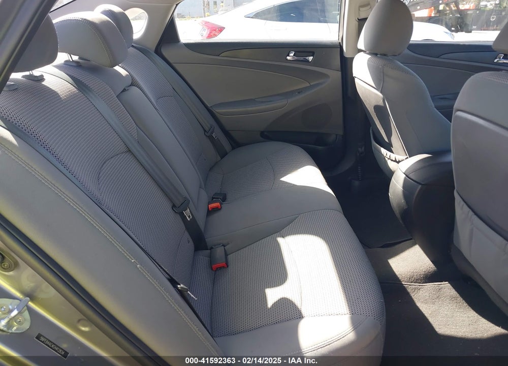 2012 HYUNDAI SONATA VIN: 5NPEB4AC4CH412834