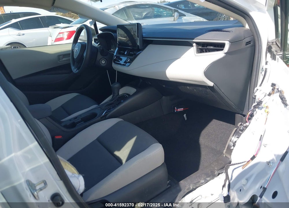 2024 TOYOTA COROLLA VIN: JTDBCMFE0R3043288