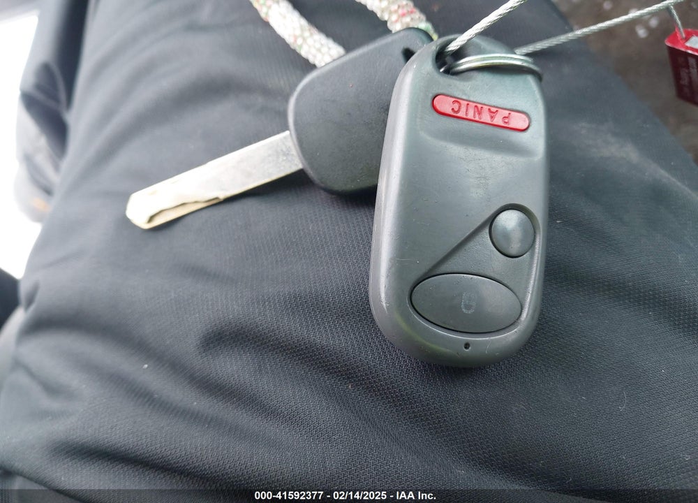 2005 HONDA CIVIC EX VIN: 2HGES26705H558015