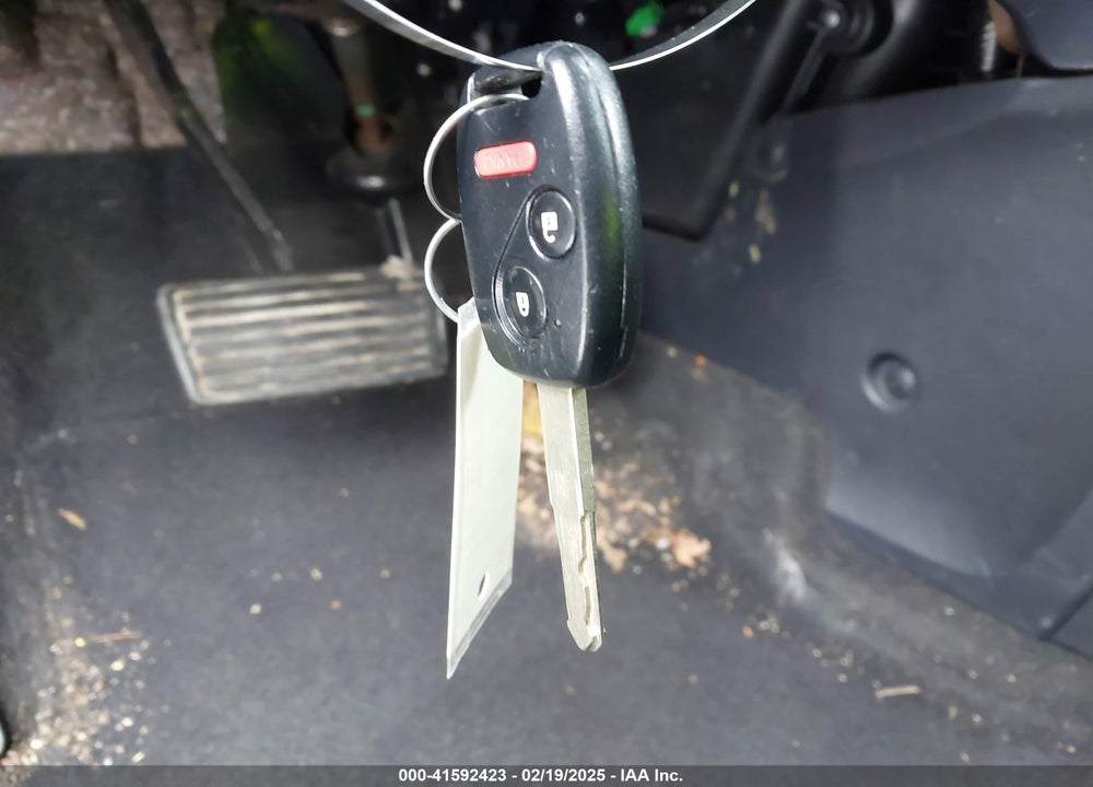 2011 HONDA CR-V SE VIN: 5J6RE4H49BL084788