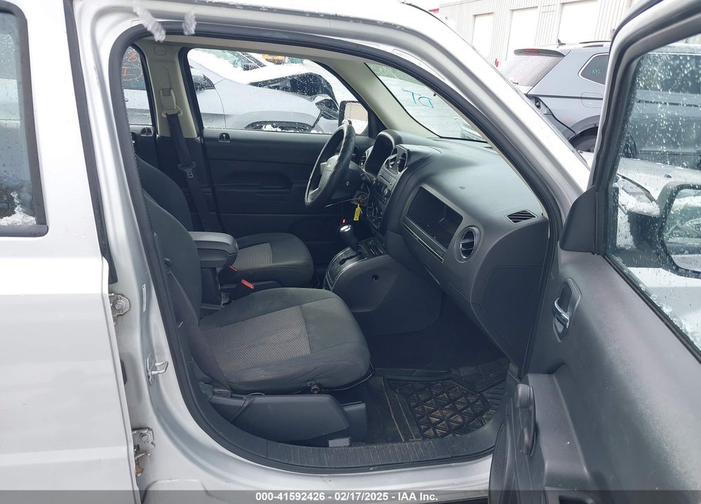 2009 JEEP PATRIOT VIN: 1J4FF28B19D152525