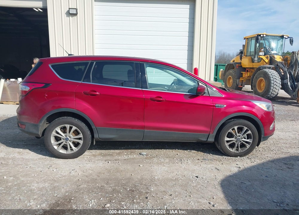 2017 FORD ESCAPE SE VIN: 1FMCU0GD5HUE51404