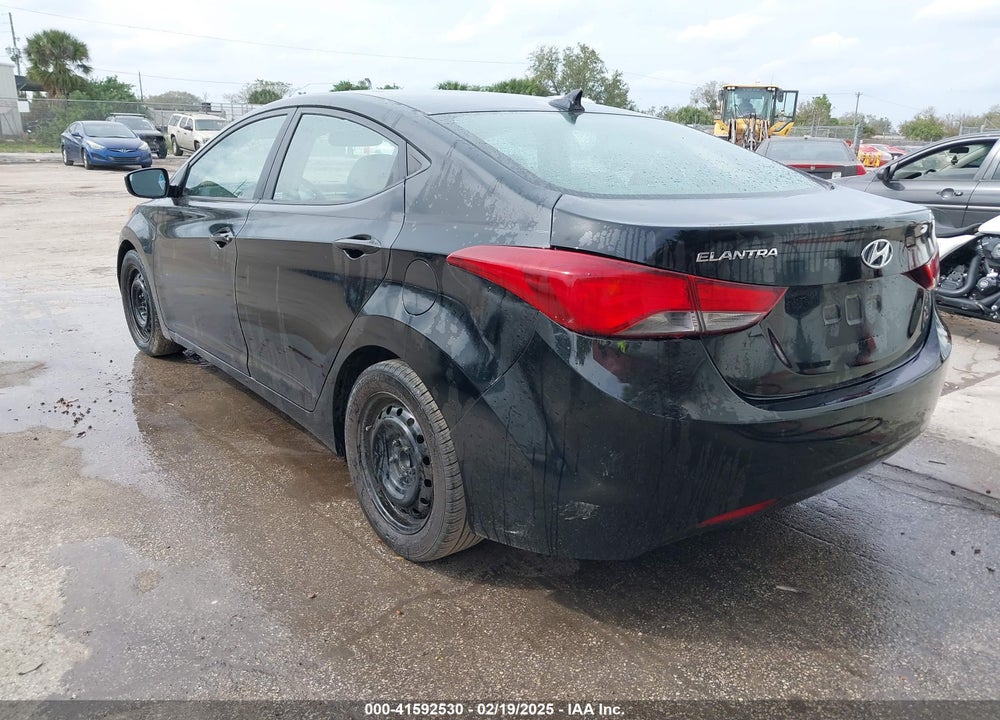 2012 HYUNDAI ELANTRA VIN: KMHDH4AE0CU227175