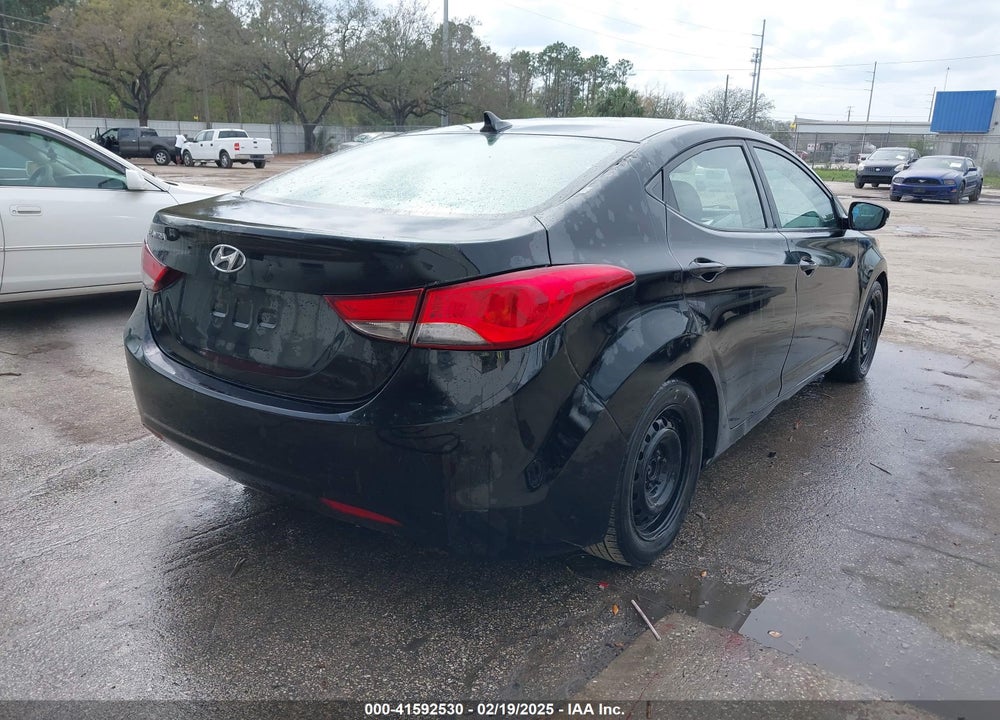 2012 HYUNDAI ELANTRA VIN: KMHDH4AE0CU227175
