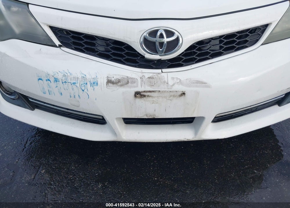 2014 TOYOTA CAMRY SE VIN: 4T1BF1FK7EU349772