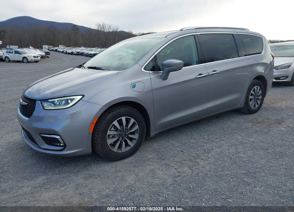 2021 CHRYSLER PACIFICA HYBRID TOURING L VIN: 2C4RC1L78MR594653