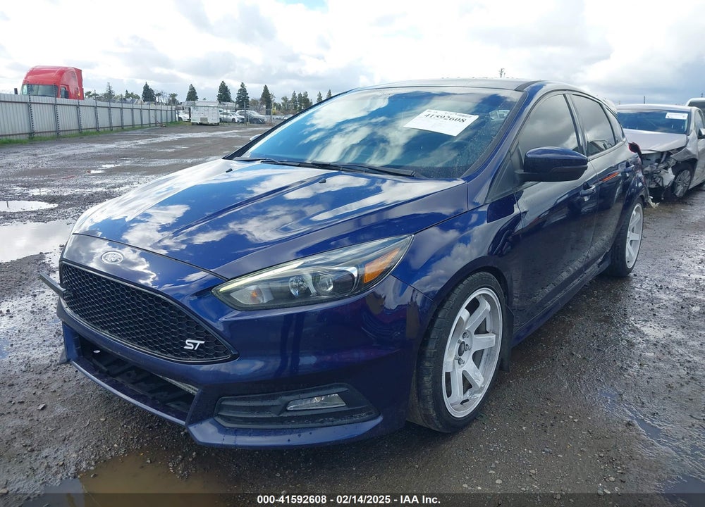 2017 FORD FOCUS VIN: 1FADP3L9XHL235921