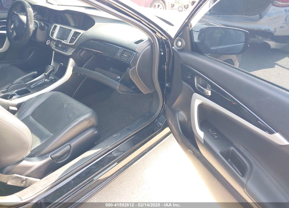 2013 HONDA ACCORD VIN: 1HGCT1B78DA014346