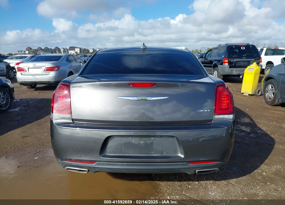 2018 CHRYSLER 300 TOURING VIN: 2C3CCAAG2JH291883