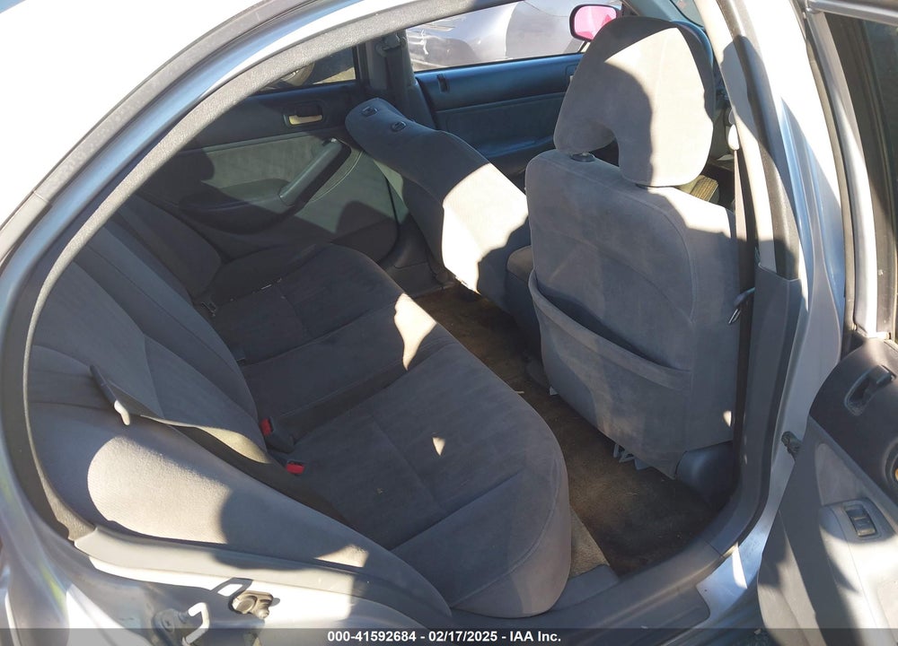 2003 HONDA CIVIC VIN: 2HGES165X3H627315