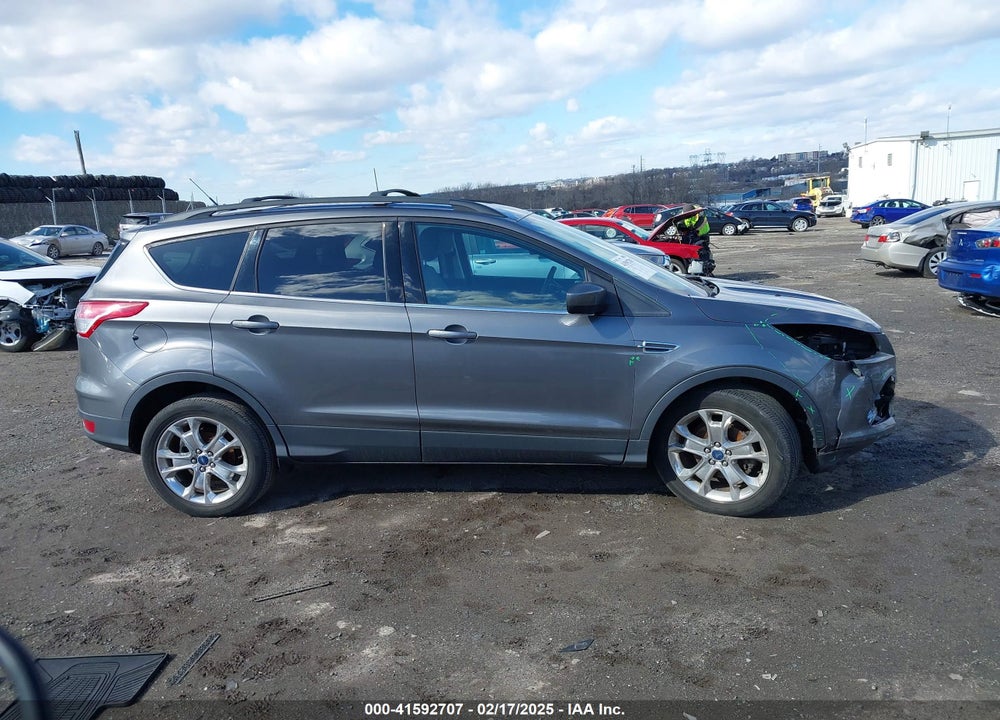2013 FORD ESCAPE VIN: 1FMCU0GX9DUA38440