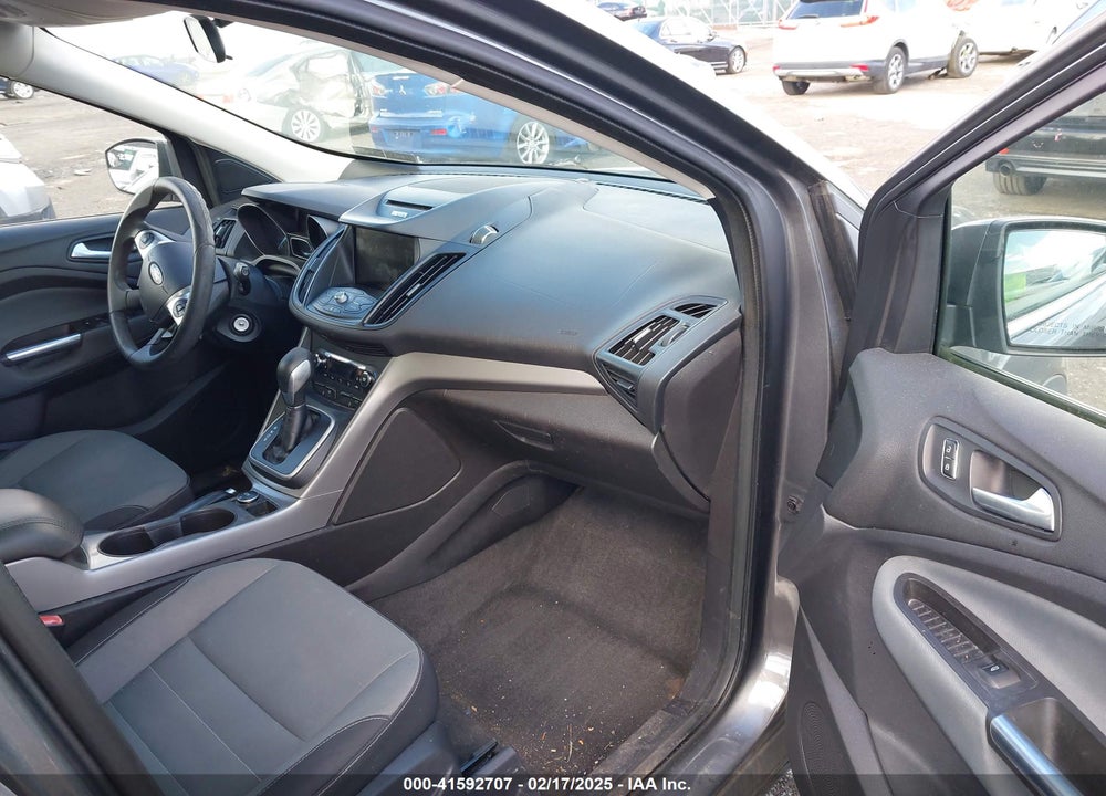 2013 FORD ESCAPE VIN: 1FMCU0GX9DUA38440