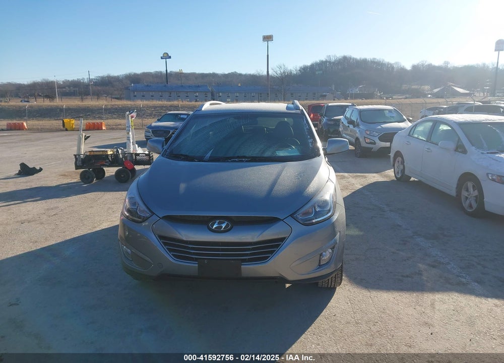 2015 HYUNDAI TUCSON SE VIN: KM8JU3AG4FU073309
