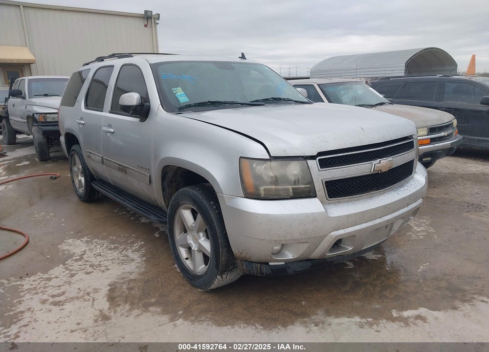 2011 CHEVROLET TAHOE LT VIN: 1GNSCBE01BR197836