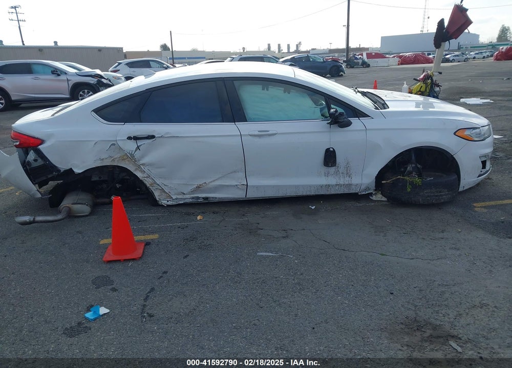 2019 FORD FUSION VIN: 3FA6P0HD4KR114881