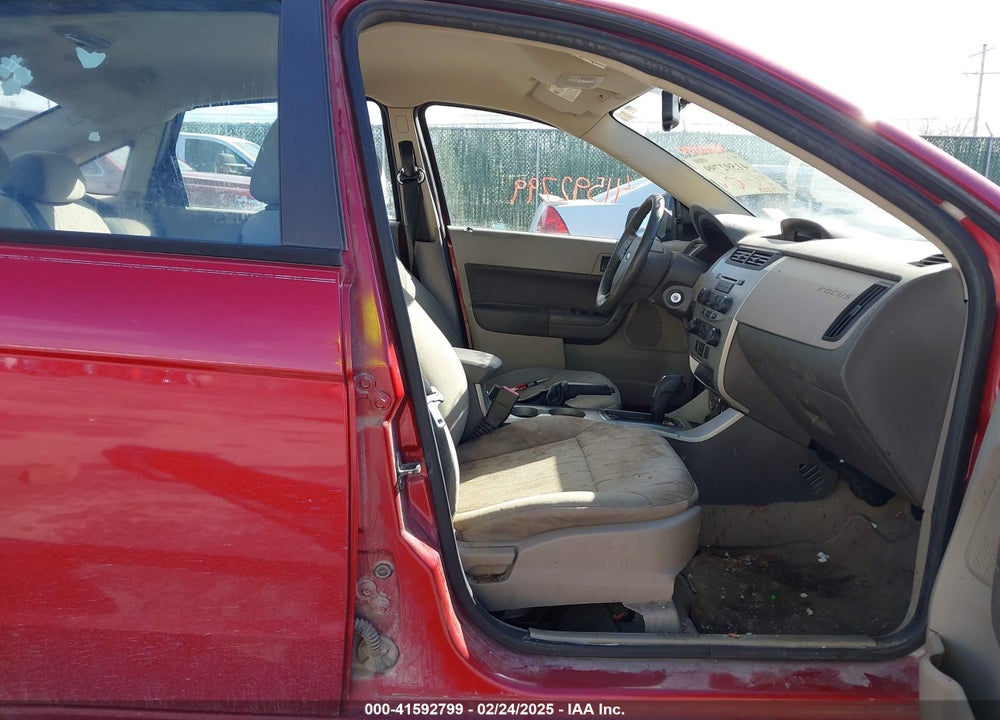 2011 FORD FOCUS SE VIN: 1FAHP3FN3BW117578