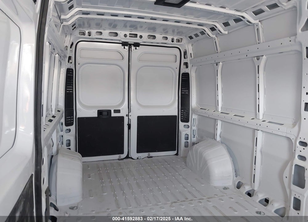 2025 RAM PROMASTER 2500 TRADESMAN HIGH ROOF 159 WB W/PASS SEAT VIN: 3C6LRVDG7SE506370