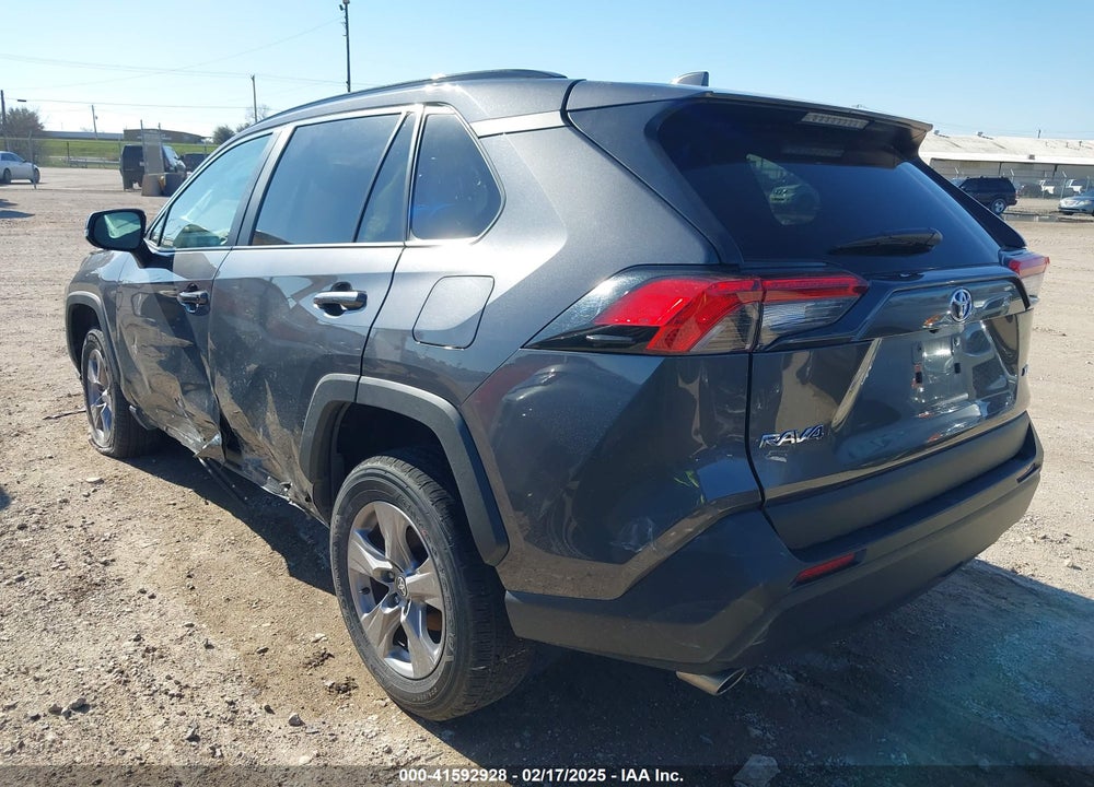 2024 TOYOTA RAV4 XLE VIN: 2T3W1RFV8RW304667