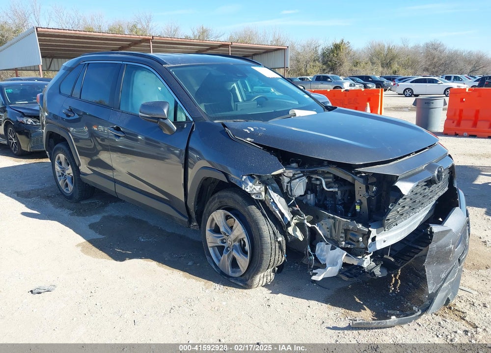 2024 TOYOTA RAV4 XLE VIN: 2T3W1RFV8RW304667
