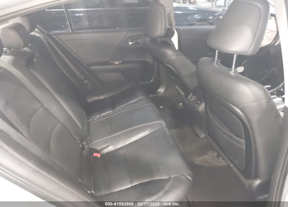 2013 HONDA ACCORD VIN: 1HGCR2F86DA263266