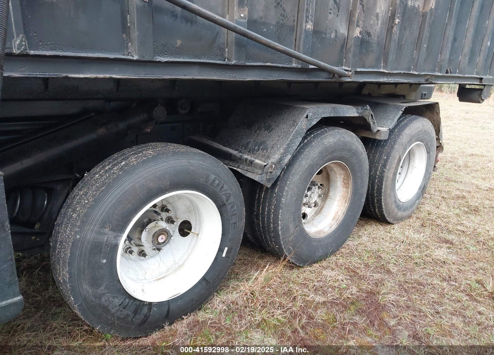 2006 MACK CV713 CV700 VIN: 1M2AG11C26M031066