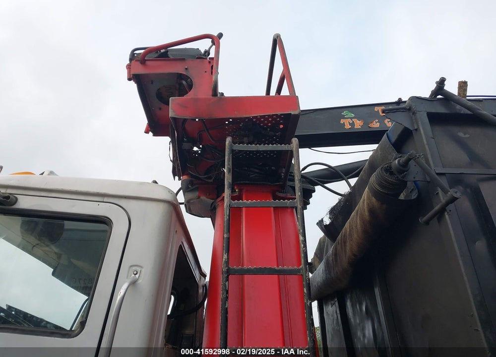 2006 MACK CV713 CV700 VIN: 1M2AG11C26M031066