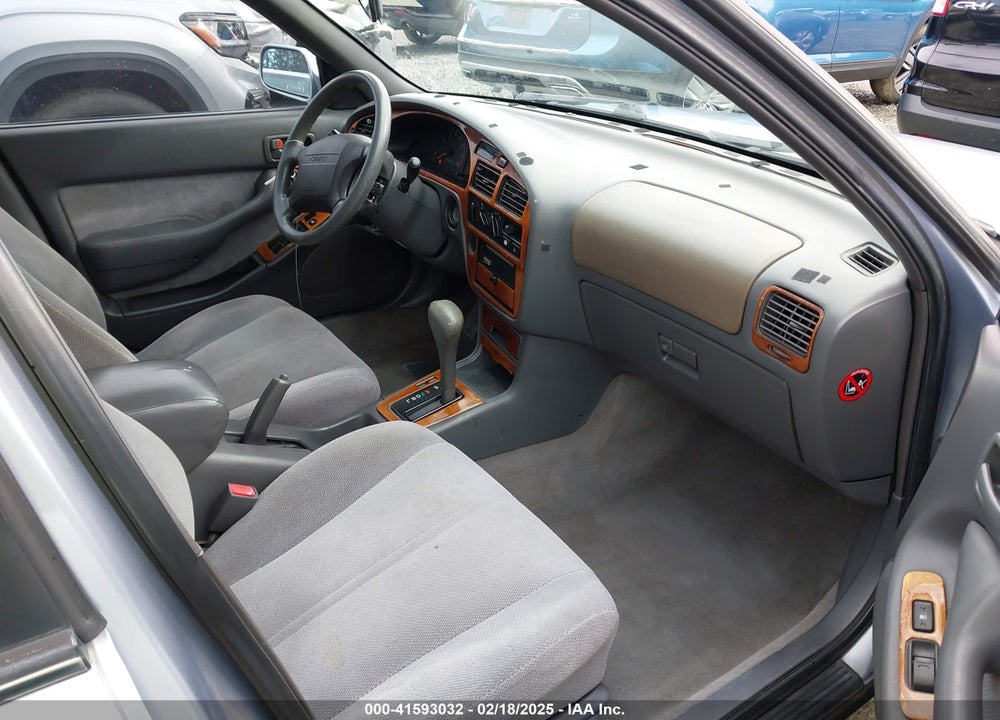 1996 TOYOTA CAMRY VIN: JT2BG12K2T0396941