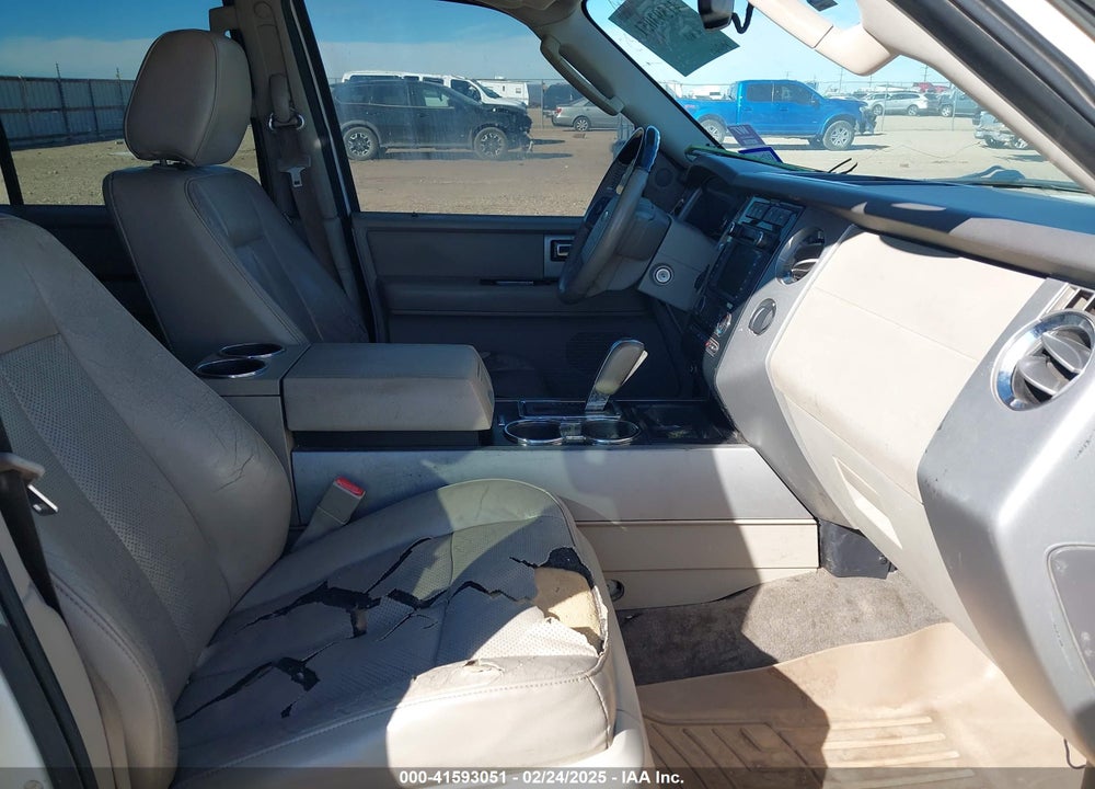 2011 FORD EXPEDITION EL VIN: 1FMJK2A58BEF15821