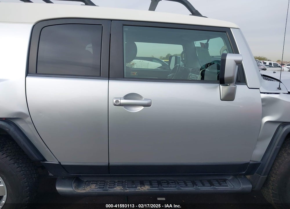 2008 TOYOTA FJ CRUISER VIN: JTEBU11F08K010285