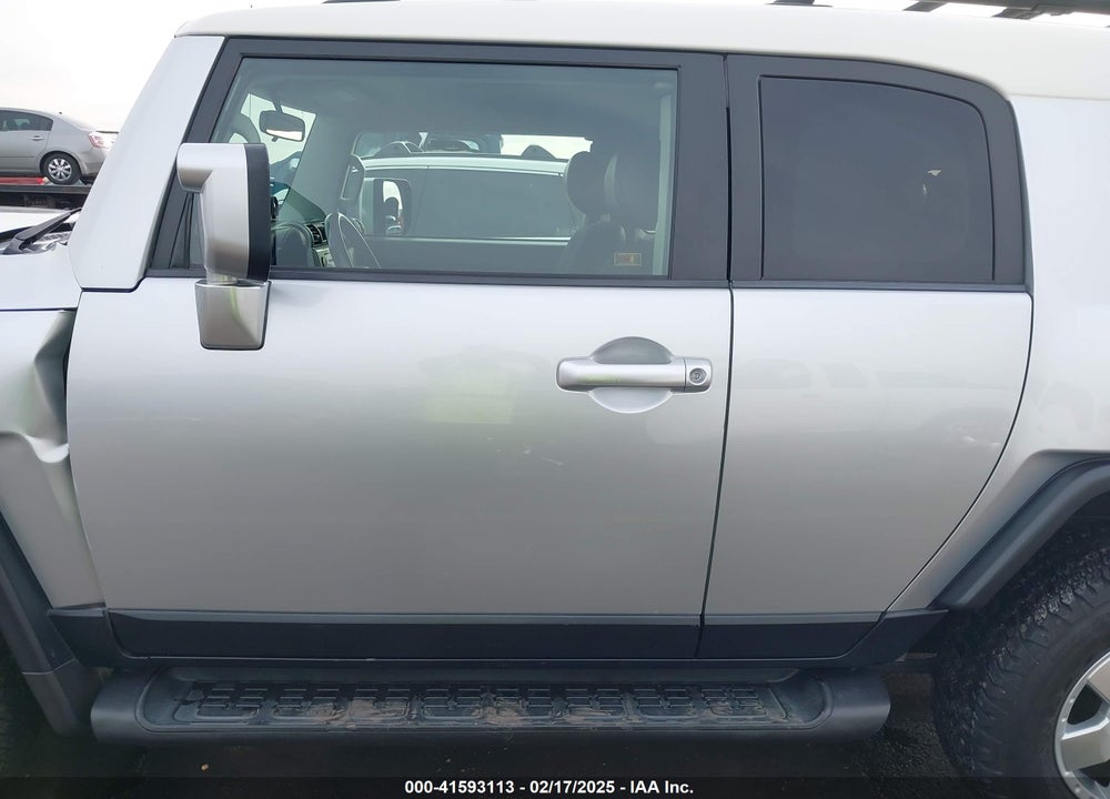 2008 TOYOTA FJ CRUISER VIN: JTEBU11F08K010285