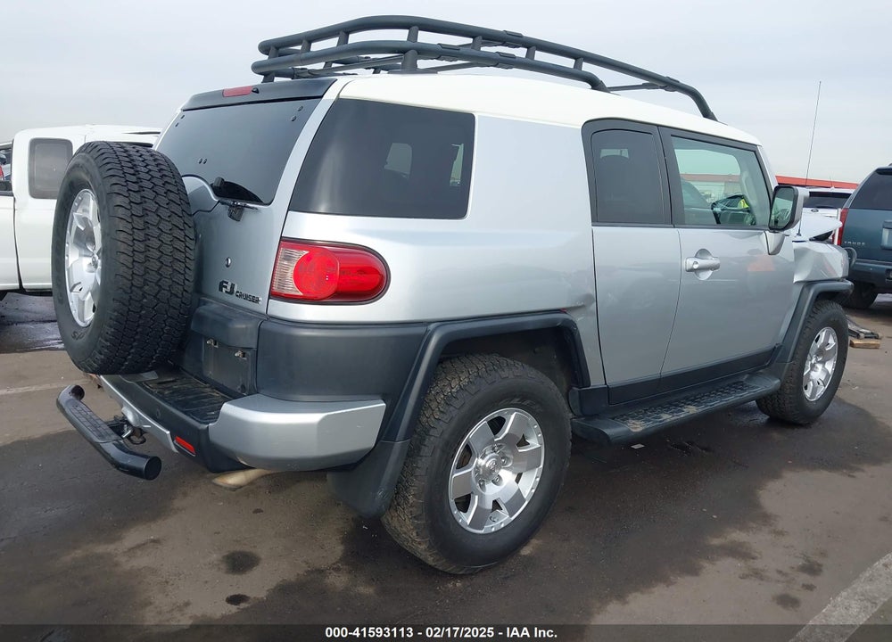 2008 TOYOTA FJ CRUISER VIN: JTEBU11F08K010285