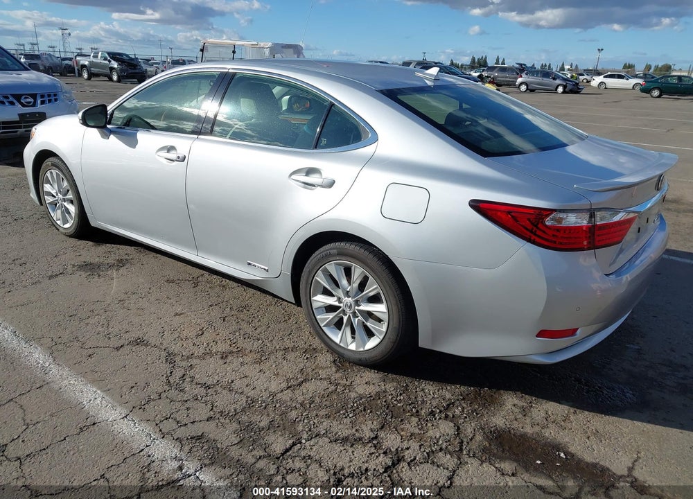 2013 LEXUS ES 300H VIN: JTHBW1GG8D2004743