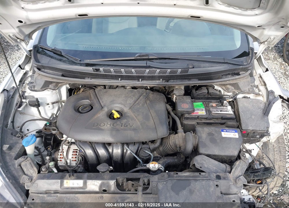 2015 HYUNDAI ELANTRA VIN: KMHDH4AE9FU326890
