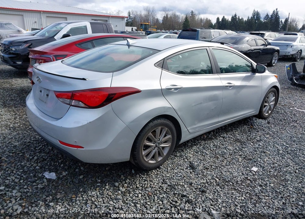 2015 HYUNDAI ELANTRA VIN: KMHDH4AE9FU326890