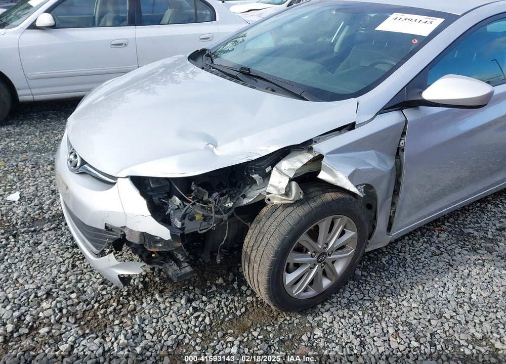 2015 HYUNDAI ELANTRA VIN: KMHDH4AE9FU326890