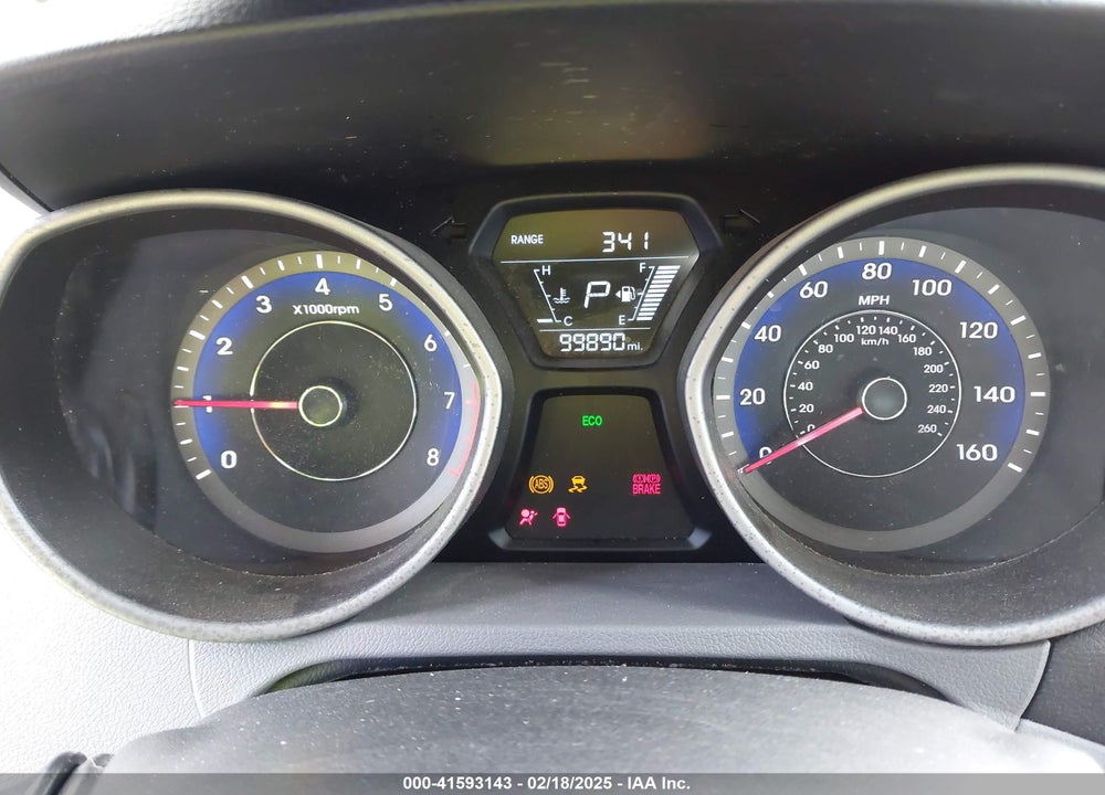 2015 HYUNDAI ELANTRA VIN: KMHDH4AE9FU326890