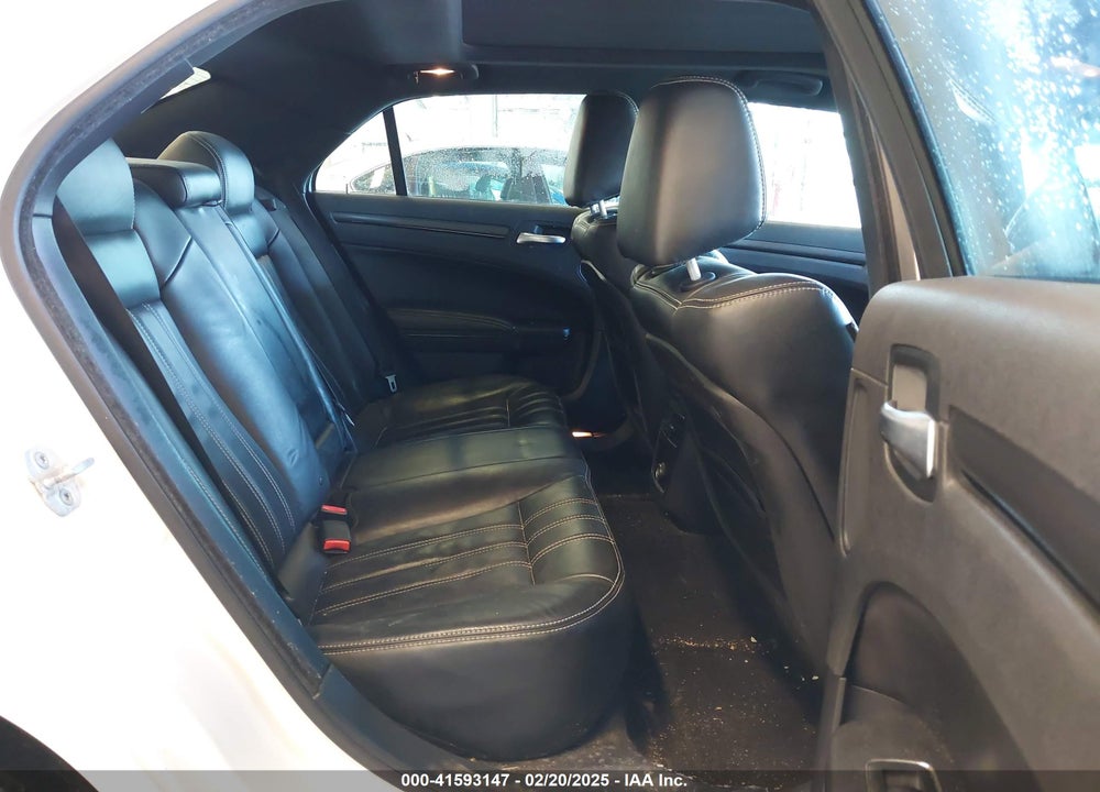 2013 CHRYSLER 300 300S VIN: 2C3CCABG7DH573567