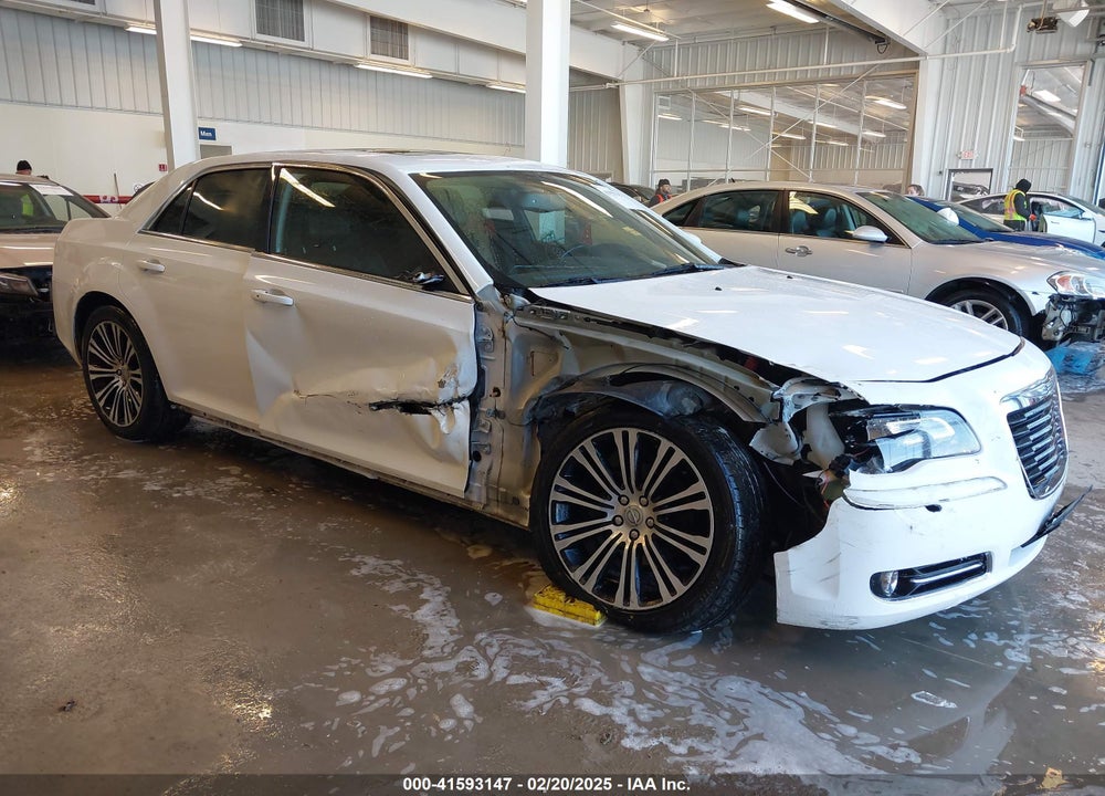 2013 CHRYSLER 300 300S VIN: 2C3CCABG7DH573567