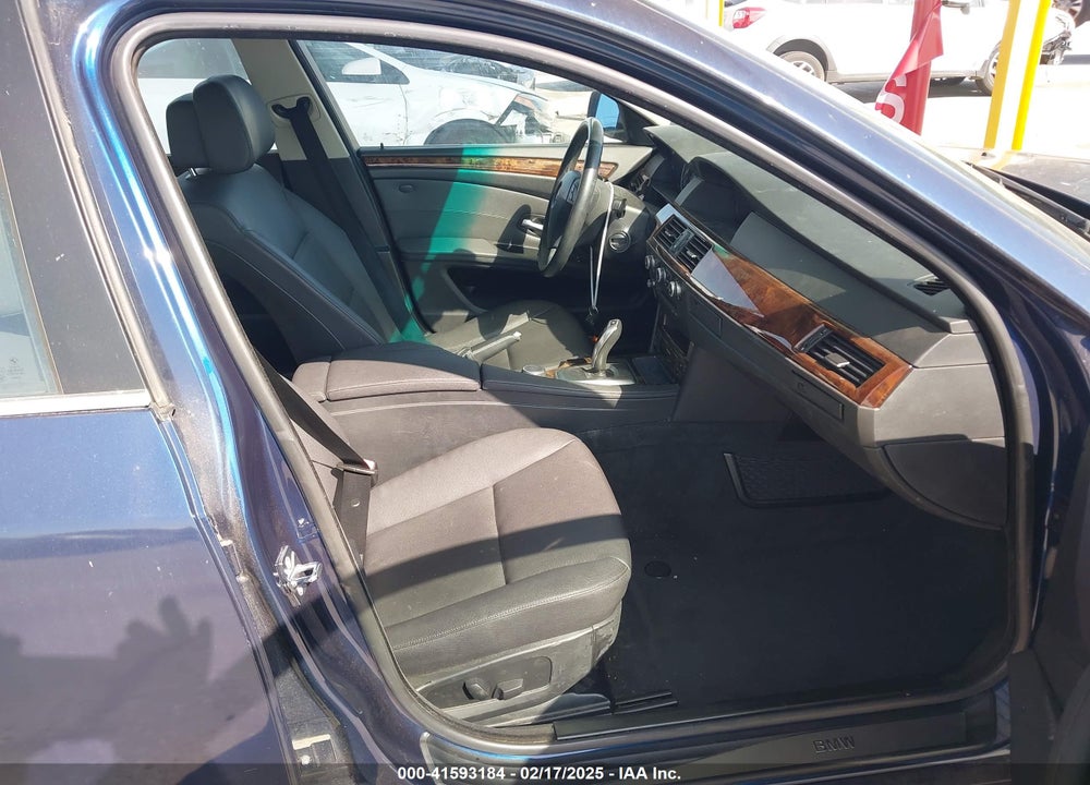 2008 BMW 528I VIN: WBANU53548C112936