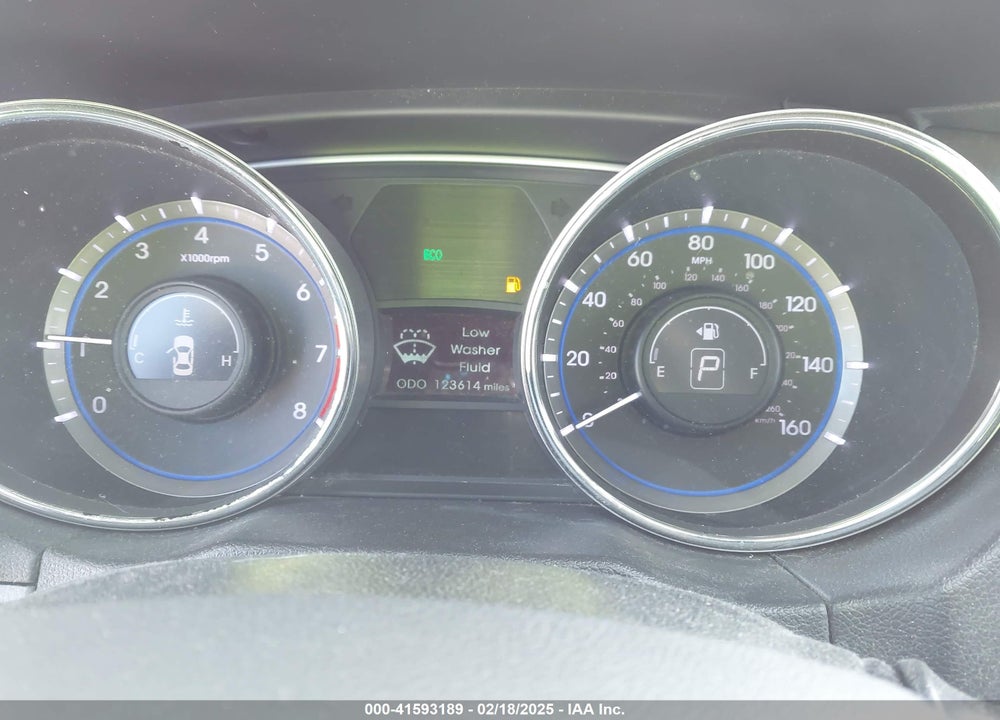 2014 HYUNDAI SONATA VIN: 5NPEB4AC8EH900185