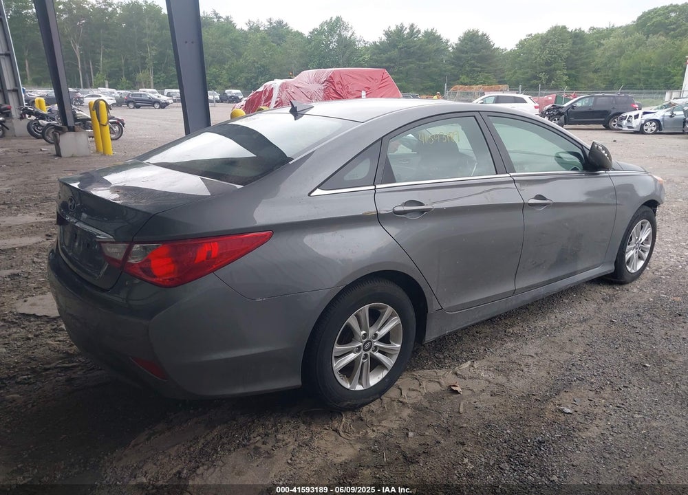 2014 HYUNDAI SONATA VIN: 5NPEB4AC8EH900185
