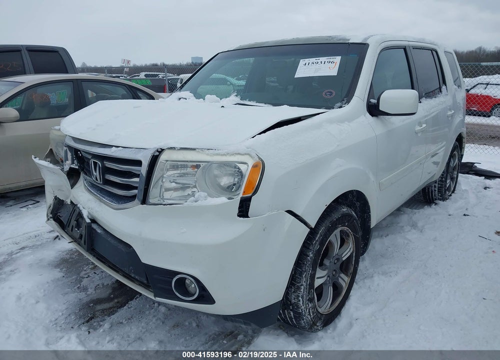 2015 HONDA PILOT SE VIN: 5FNYF4H37FB043882
