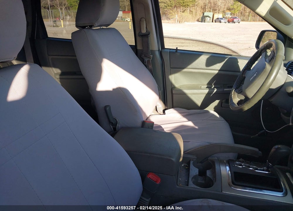 2007 JEEP GRAND CHEROKEE LAREDO VIN: 1J8HS48N57C552678
