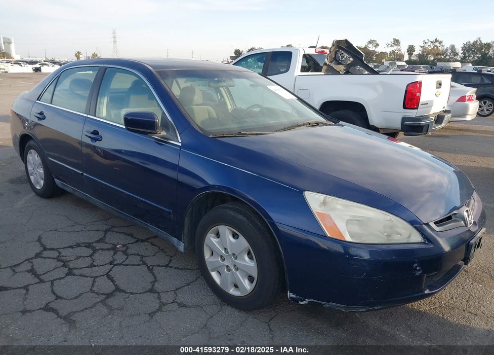 2004 HONDA ACCORD 2.4 LX VIN: JHMCM56324C021743